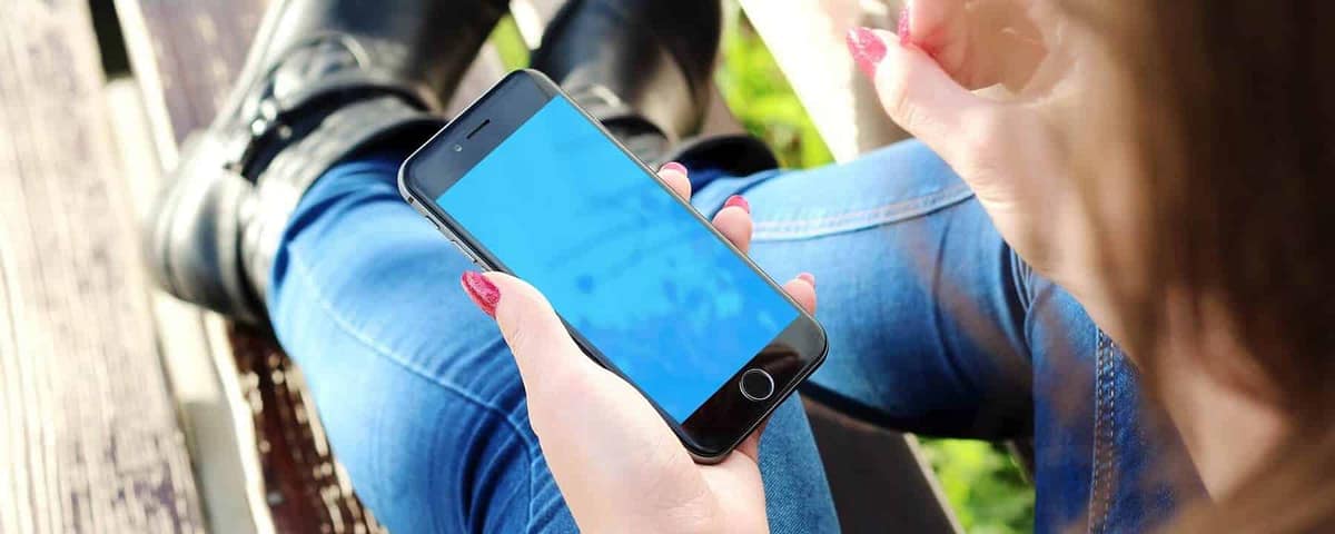 , Hunderte Millionen Smartphones ausspioniert, Cyberpolicen / Cyber Versicherung / Cyber Risk Versicherung / Cyberschutz Versicherung