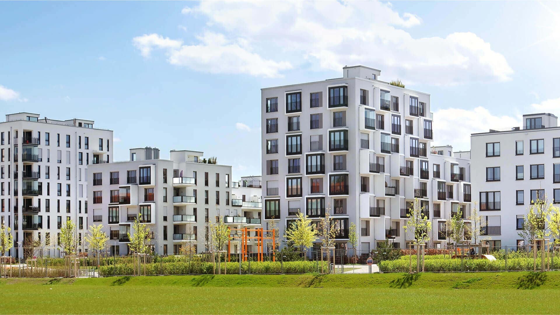 Immobilieninvestment, Geldanlage Immobilien, In Immobilien investieren, Geld in Immobilien anlegen, Kapitalanlage Immobilie, Mehrfamilienhaus Kapitalanlage, Wohnung Kapitalanlage